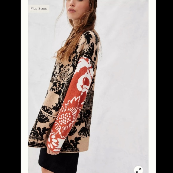 Anthropologie Sweaters - Anthropologie Lola cocoon cardigan patterned m/l